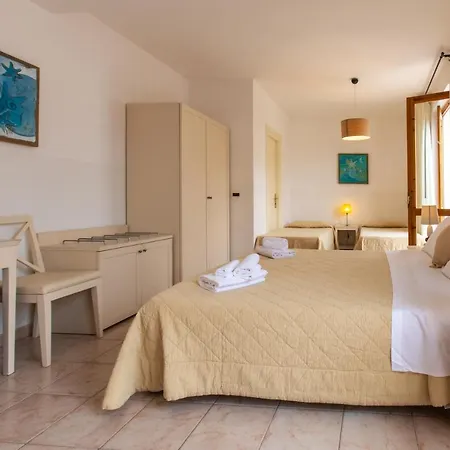 Amarea - Aeolian Charme Hotell 3*