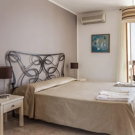 Hotell Amarea - Aeolian Charme Canneto (Lipari)