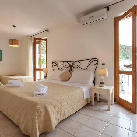 Amarea - Aeolian Charme Hotell Canneto (Lipari)