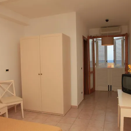 Amarea - Aeolian Charme 3* Canneto (Lipari)