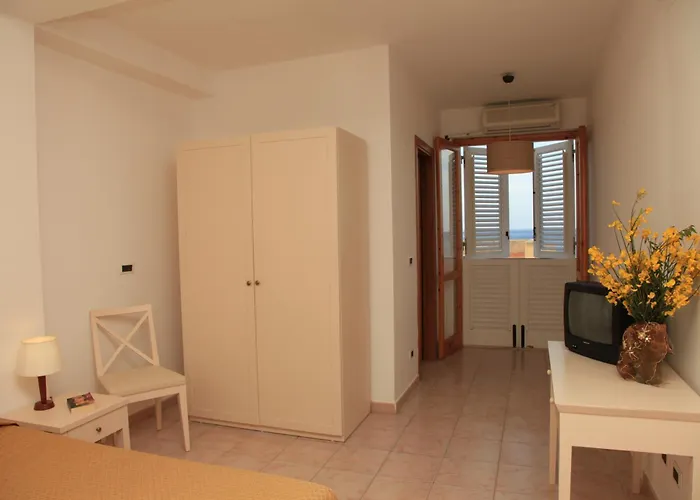 Amarea - Aeolian Charme 3* Canneto (Lipari)